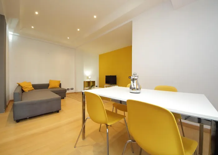 Apartment Cozy And Comfy In Piramide Metro Stop *
